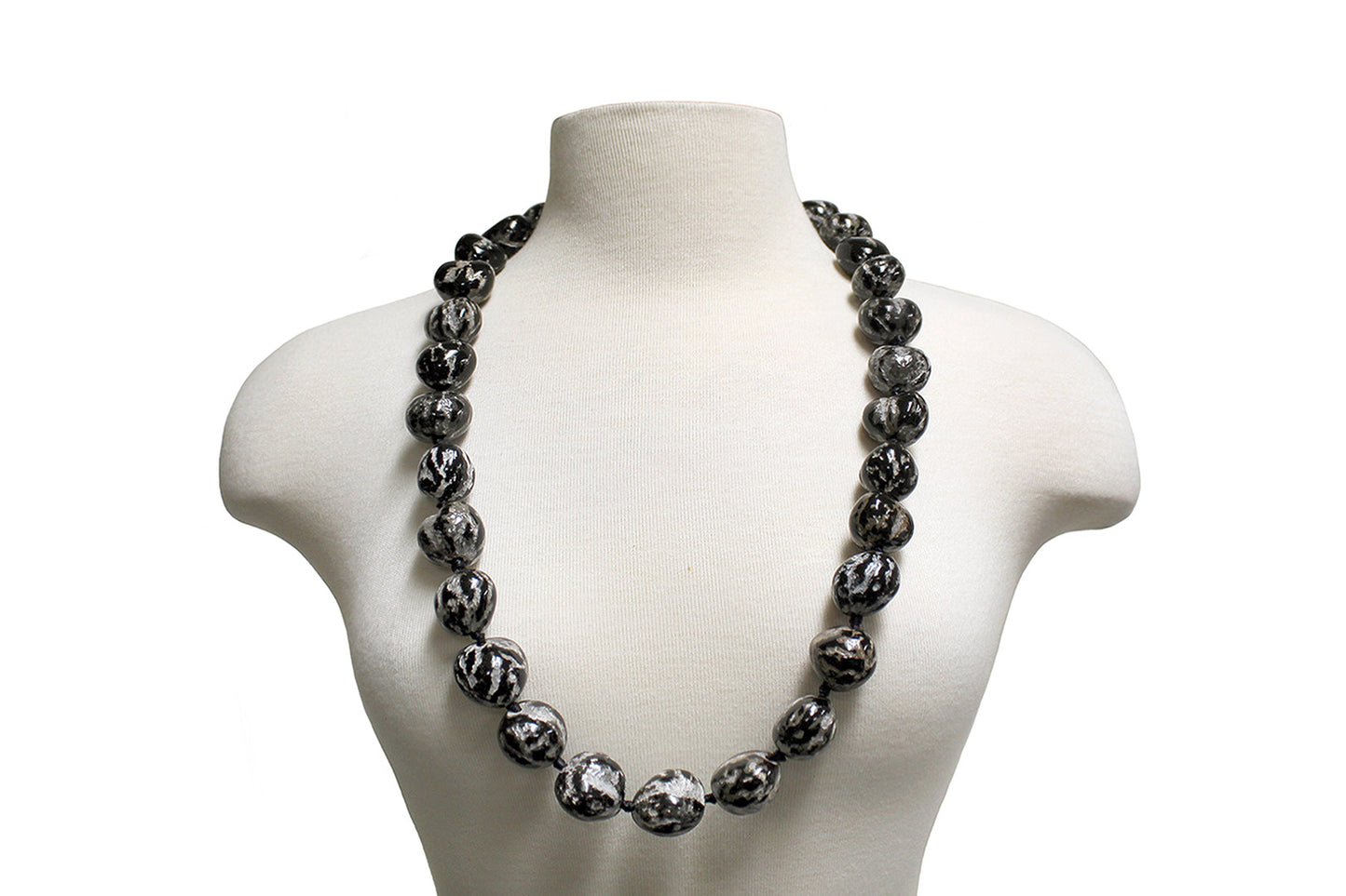 Black Tiger Kukui Nuts Lei