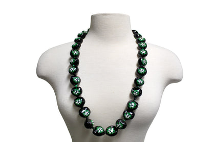 Flower Kukui Nuts Lei- Black/Green