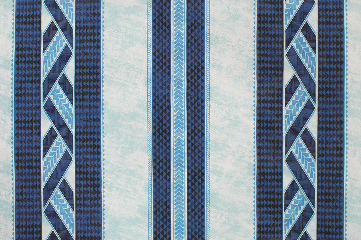 PBB2734 Blue