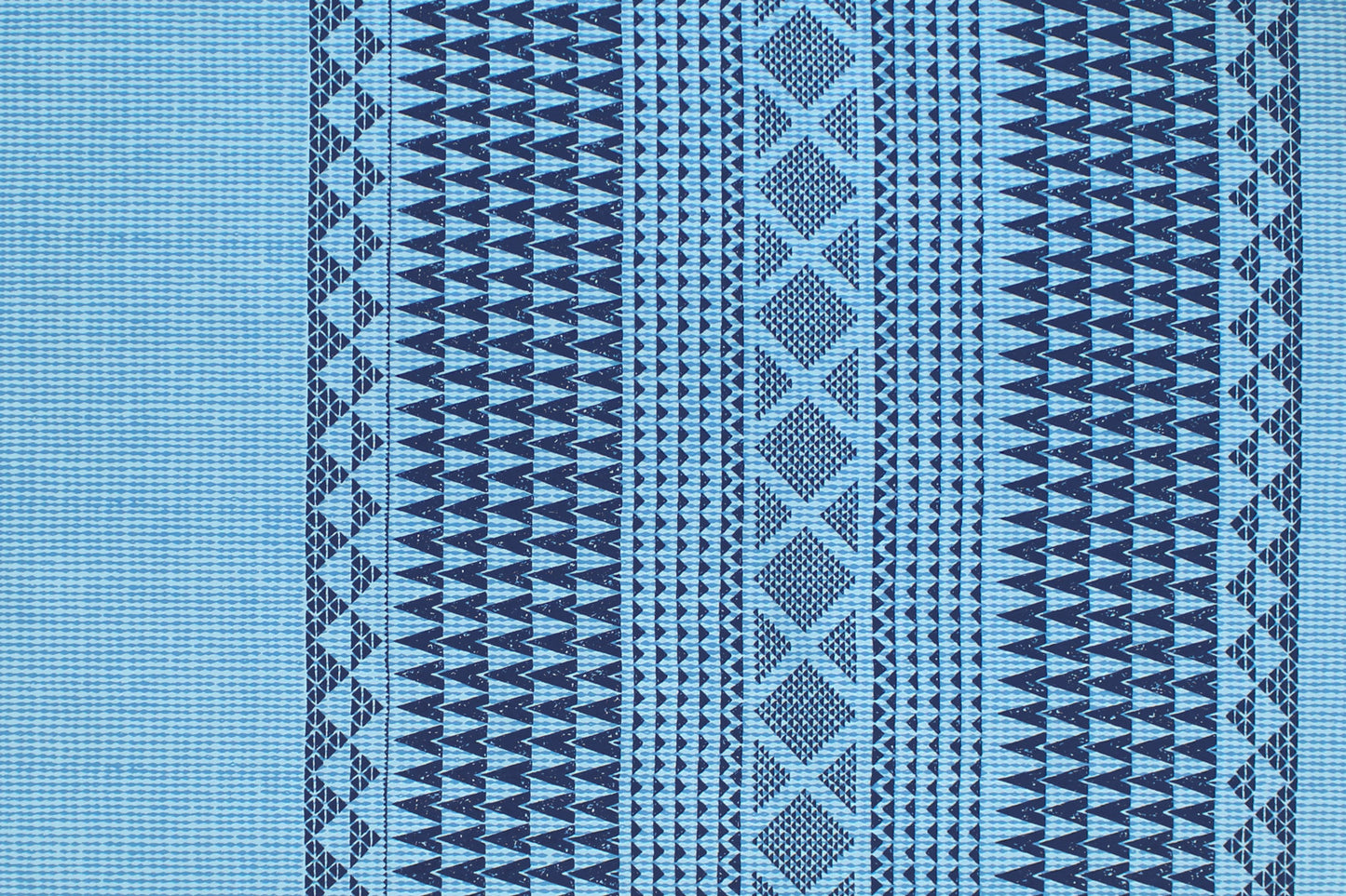 PBB2740 Blue