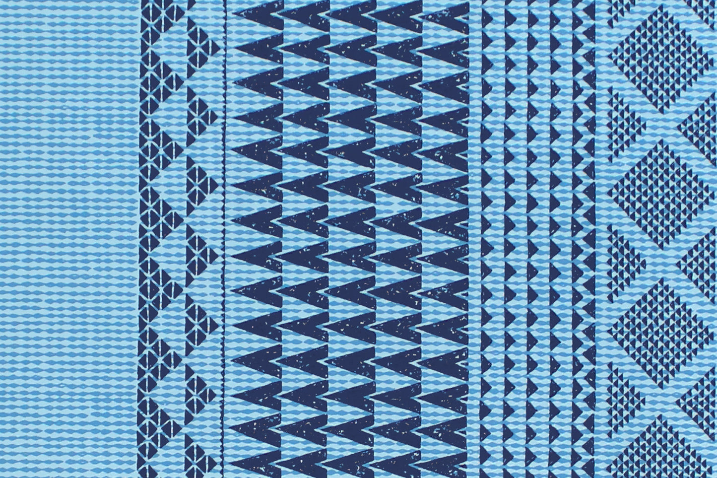 PBB2740 Blue